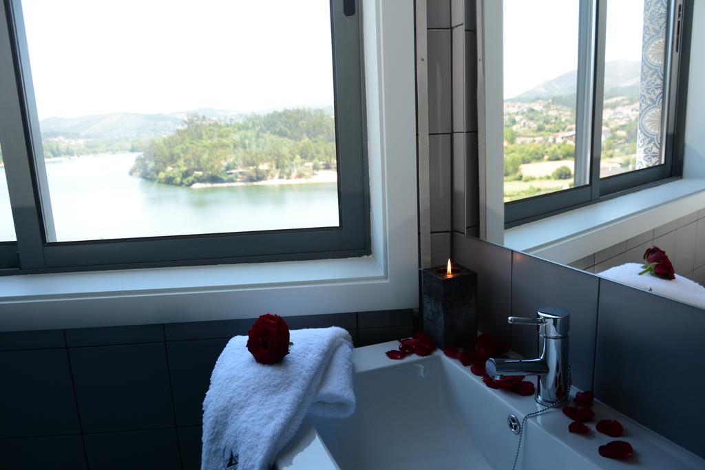 Hotel Figurino Do Douro Melres Esterno foto
